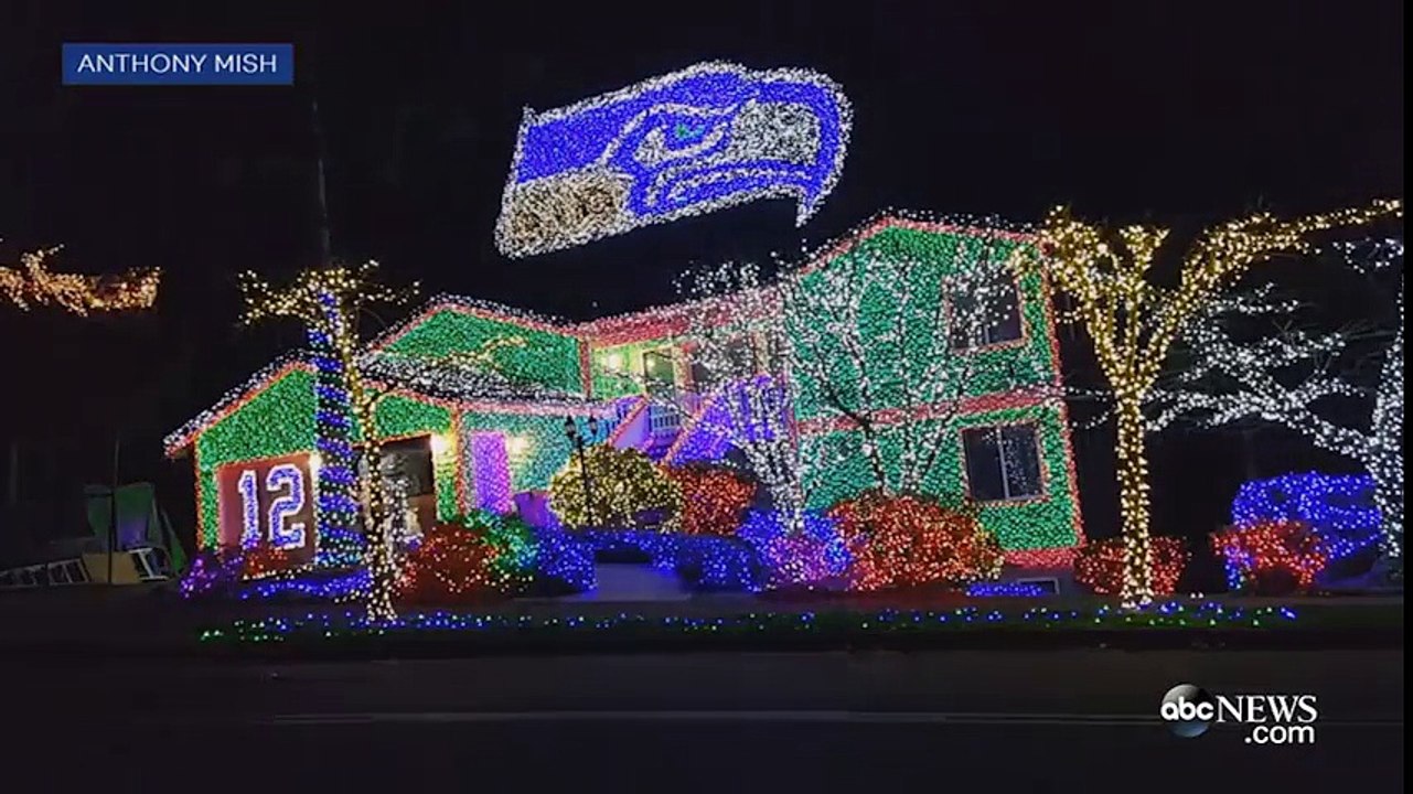 Căn nhà trang trí giáng sinh đáng mơ ước nhất thế giới