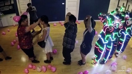 Màn cầu hôn như phim Step-up của cặp đôi Hà thành