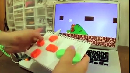 Những cách gõ bàn phím ảo diệu chưa từng thấy