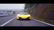 McLaren 650S Spider sur le Hakone Turnpike