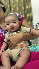 Khánh Tim khoe "cục cưng" khiến fan rụng rời