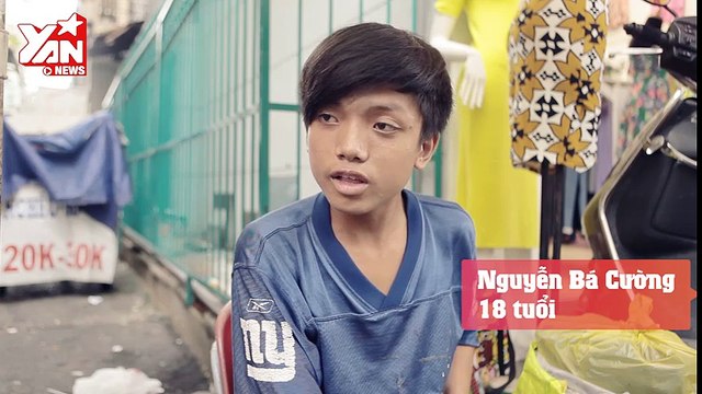 Cậu bé 18 tuổi đánh giày miễn phí cho người nghèo