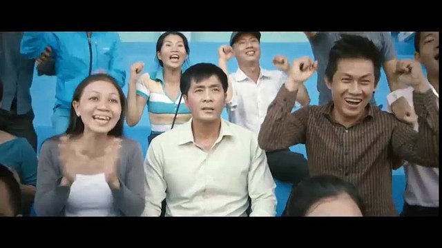 Phim ngắn xúc động về người cha gà trống nuôi con