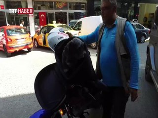 Motorlu kuryenin sıra dışı iş arkadaşı