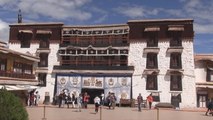 La masificación turística no merma la magia del palacio Potala