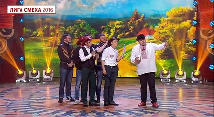 Замок Любарта - Иностранные туристы в Червоных Пузычках - Лига смеха, прикольное видео