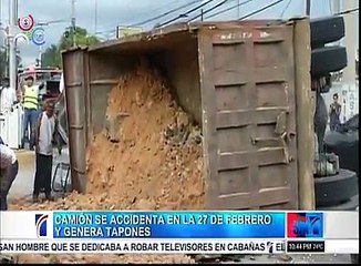 Sobre el hombre acusado de derribar un semaforo en la avenida 27 de febrero