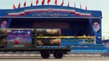 Iran : l'armée fait défiler ses importants moyens militaires et menace Israël