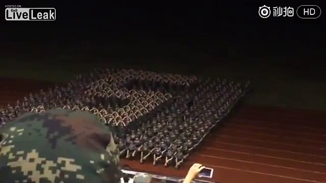 On peut le dire, les étudiants chinois sont synchro et obéissants!