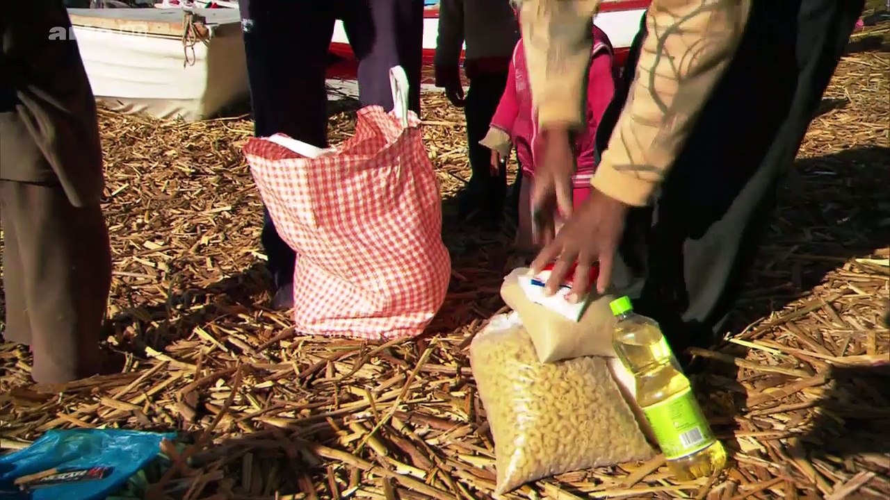 Gens Du Lac Titicaca