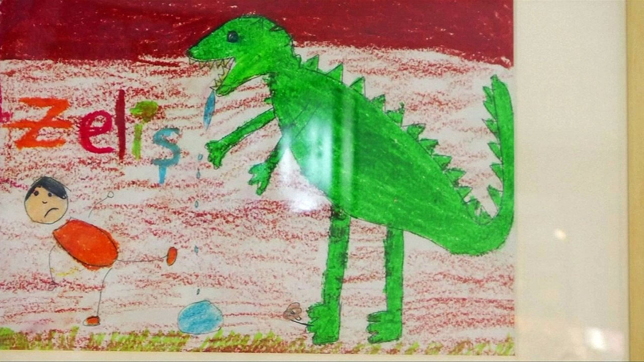 Syrian Childrens' paintings on display in China