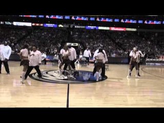 Mavs Maniaacs Perform With The Dallas Mavs Dancers