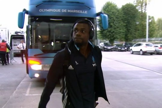 L'arrivée du bus de l'OM au Roazhon Park