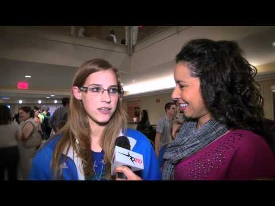 D210's Adrienne Riley Gets Fan Reaction During Bobcats/Mavs Game
