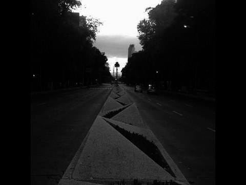 Jonas Steur ft. Jennifer Rene-Falling Into Pieces (Original Mix)