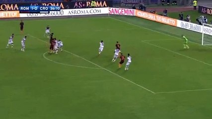 Mohamed Salah Goal HD - AS Roma 2-0 Crotone - 21-09-2016