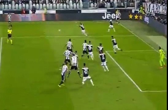 Juventus 3-0 Cagliari - DANI Alves