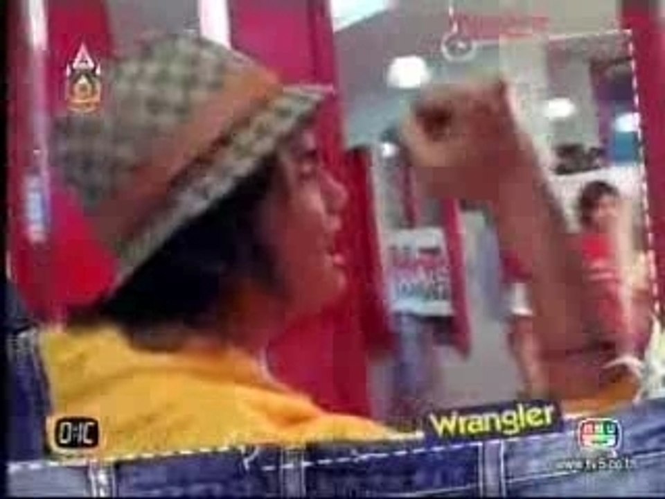 070809 oic Golf-Mike shake hand party