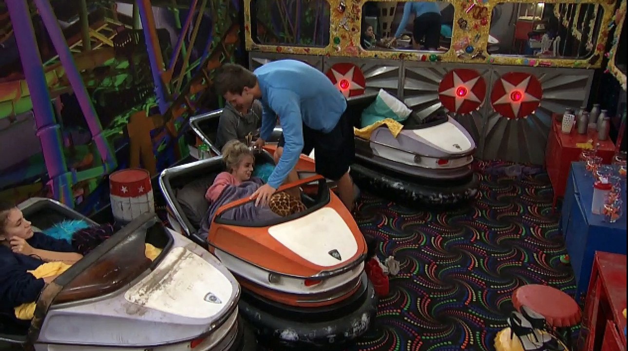 Corey gets into Nicole's bumper car