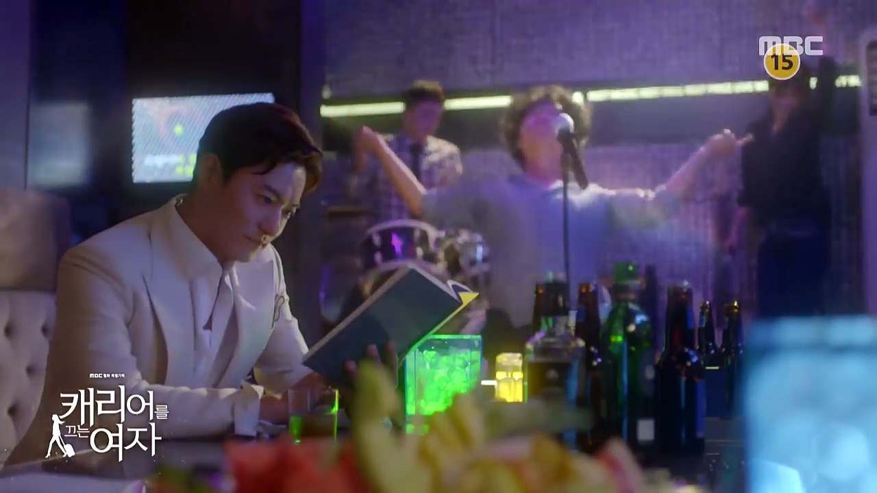 [NEW] Woman with a Suitcase Preview - Joo Jin-m...