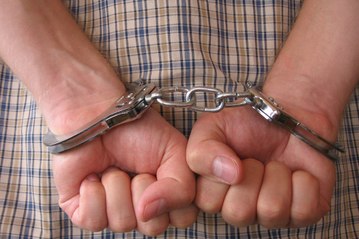 Capturado infraganti robando en una oficina