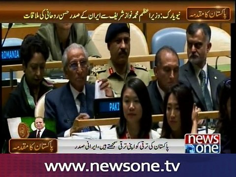 Iranian President calls for strengthening defence ties with Pakistan