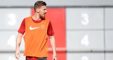 Serdar Aziz, Bursaspor'la Ödeme Planını Görüşecek