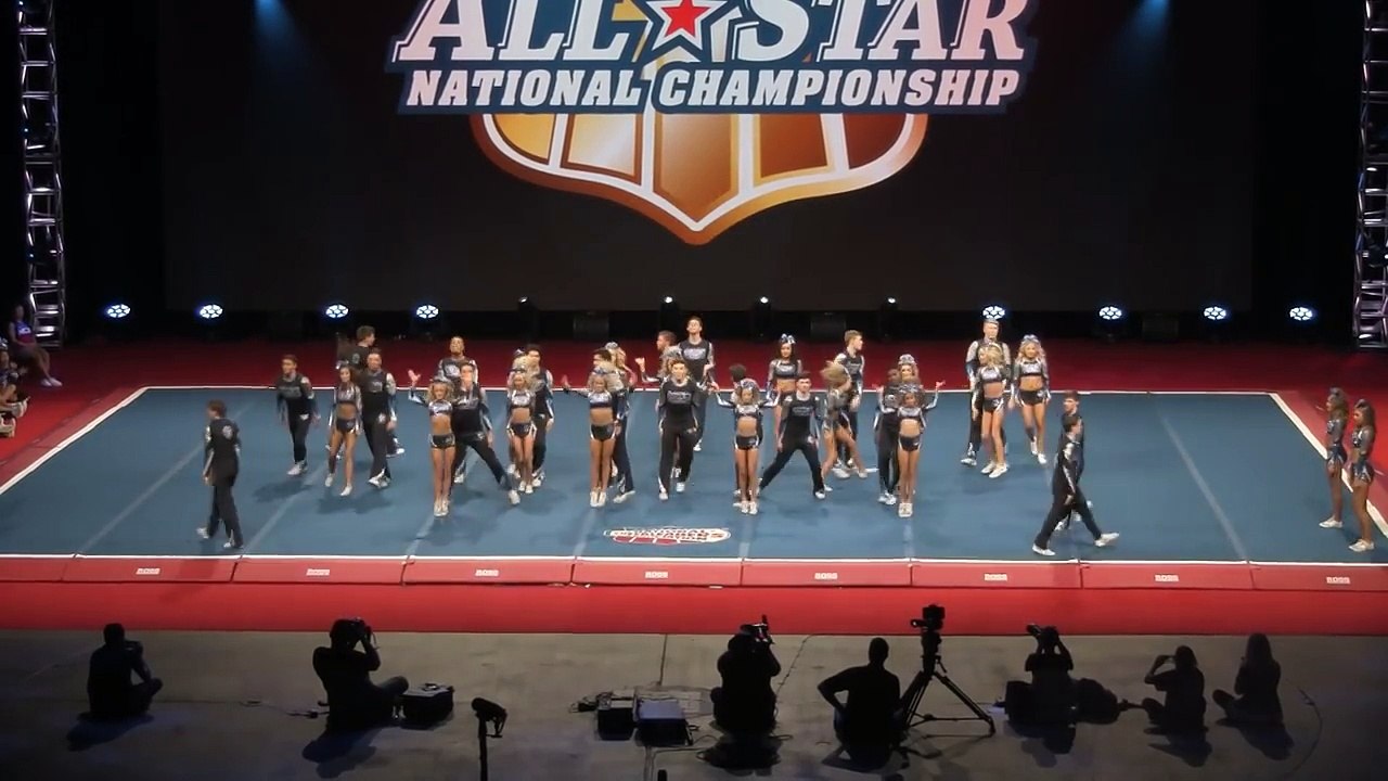 Cheer Athletics Cheetahs Lrg Coed Feb 21 2016 Day 2-lPWXKZKMdFM