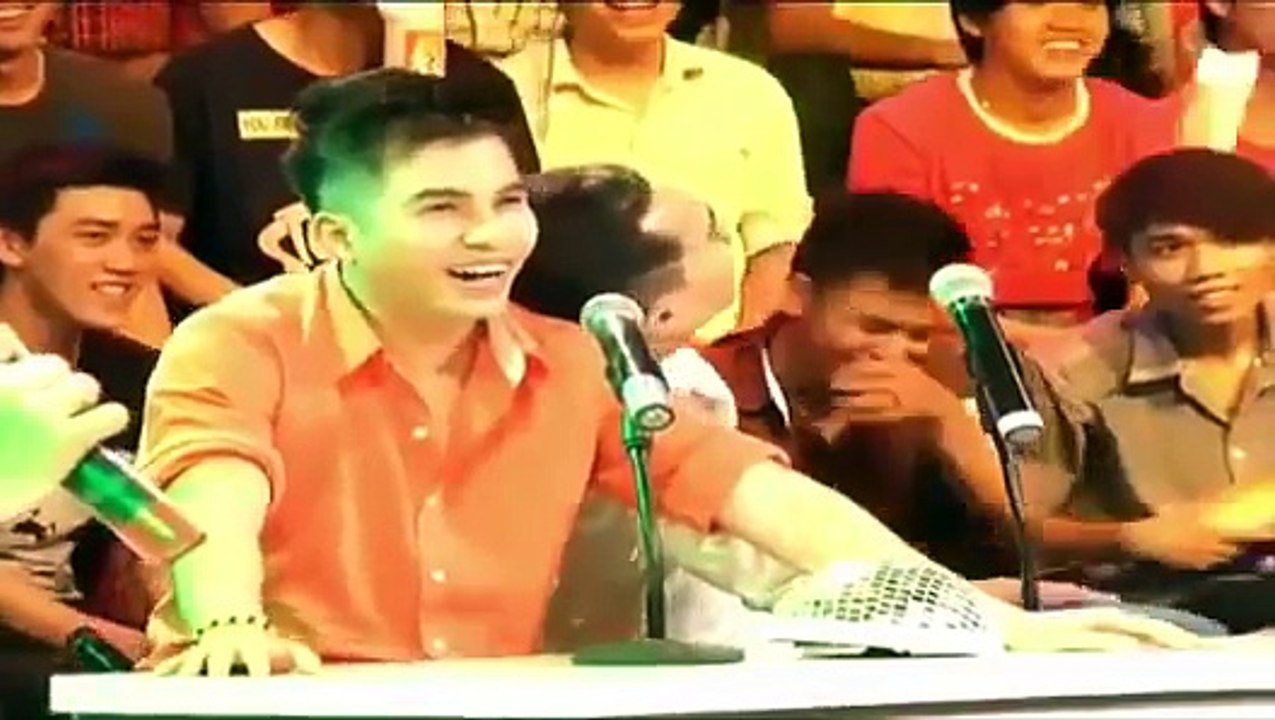 Võ Hoàng Yến, Thùy Dung, Diễm Hương khoe giọng hát