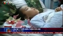 Clip cảm động - Xót thương bé 7 tuổi chọn cái chết để cứu mẹ