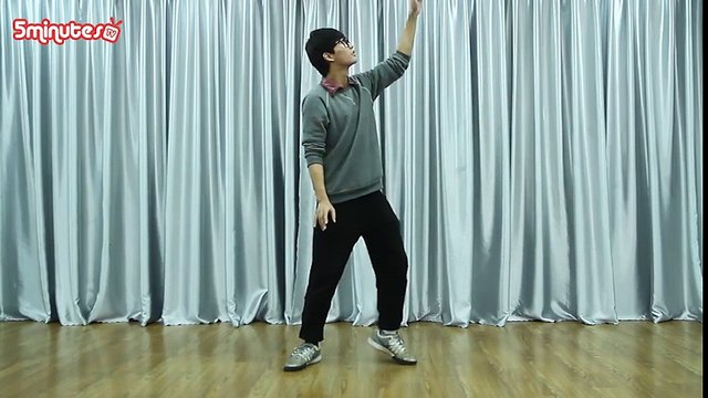 Chàng trai nhảy poping trên nền nhạc Âm thầm bên em gây thích thú