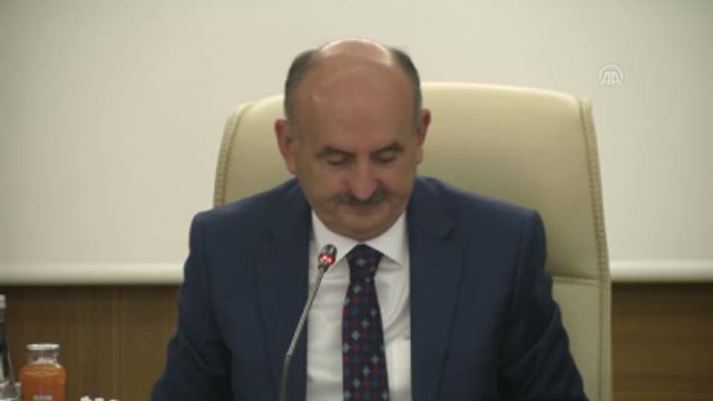 Müezzinoğlu - Kredi Kartlarına Yeni Düzenleme ve İş Güvencesi
