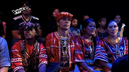 Giọng hát cực đỉnh của cậu bé người Phillipines