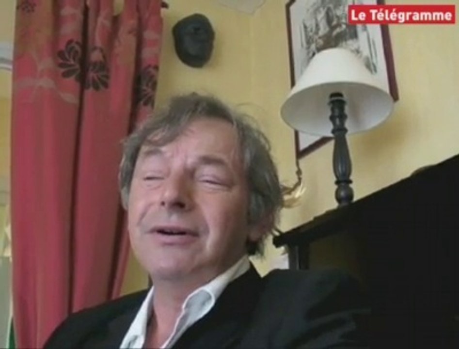 j'aime se reportage il retrace aussi un peu son enfance.