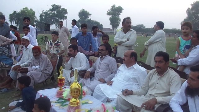 جھنگ سٹی کے عظیم استاد محترم جناب ماسٹرنواز انجم ( مرحوم ) کی یاد میں عید کے دوسرے دن آل جھنگ پلاسٹک والی بال ٹورنامنٹ کا انعقاد کیا گیا ۔