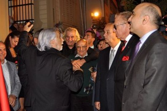 Yıllar Sonra Ortaya Çıktı! Tarık Akan, Uğur Dündar'ın İş Yerini Basmış