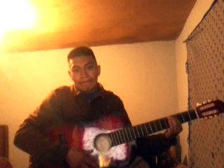 SOLO QUIERO DARTE UN BESO