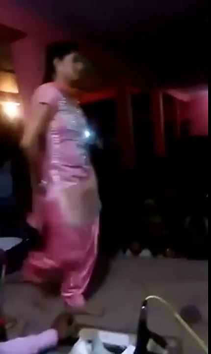 Sapna ka hot dance new haryanvi - Hit Haryanvi Dance 2016 - Desi Sexy sapna Dance - Dailymotion