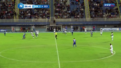 Frappe sedannaise renvoyée en corner par Bouet