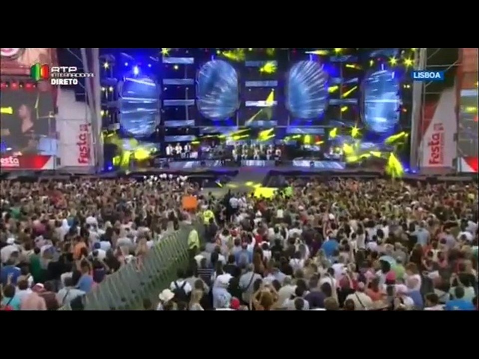 Tony Carreira mini concerto  na aqui portugal