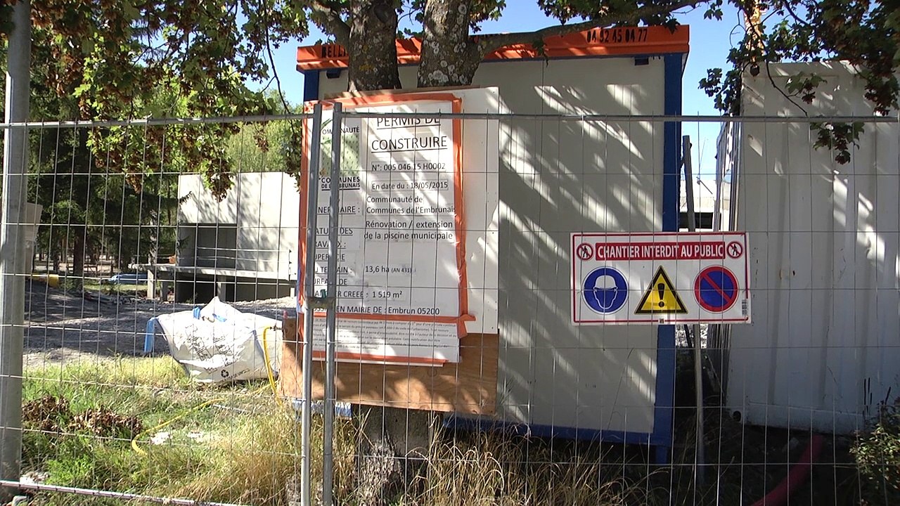 Hautes-Alpes : Le nouveau bassin du futur parc aquatique d'Embrun est presque terminé