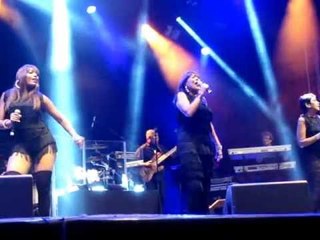 The Pointer Sisters - He's So Shy (live in concert)