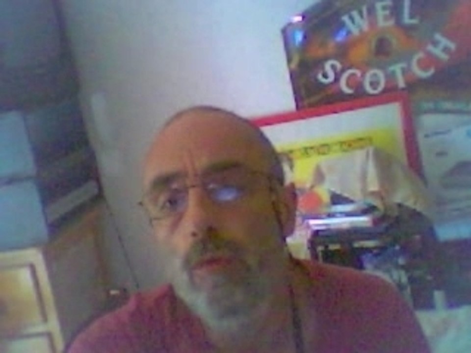 JE SUIS UN HOMME
