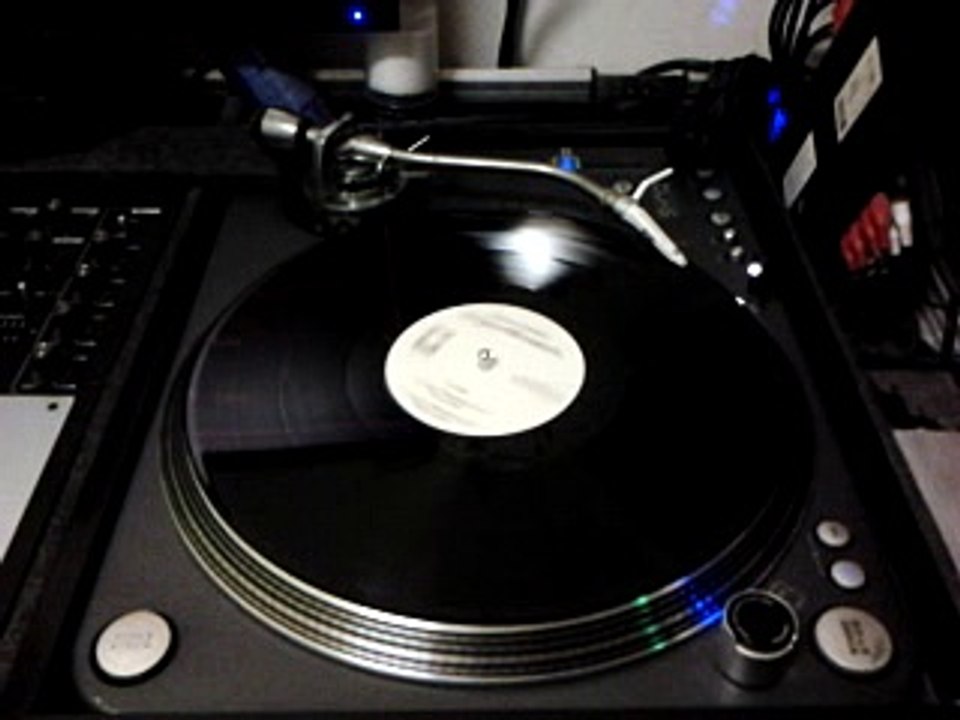 Lisa Lewis - Super Woman (Love Remix)