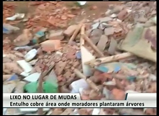 JL2 - LIXO NO LUGAR DE MUDAS