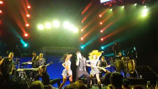 Ricky Martin - Livin' La Vida Loca - live London 2016