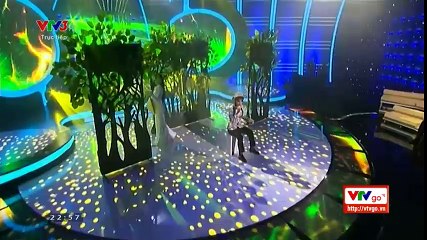 Gương mặt thân quen 2015 - Nhật Thủy, Yêu dại khờ