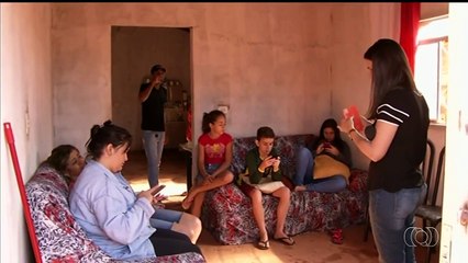 Pais procuram adolescente que sumiu após dizer que ia para casa de amigo em Jaraguá