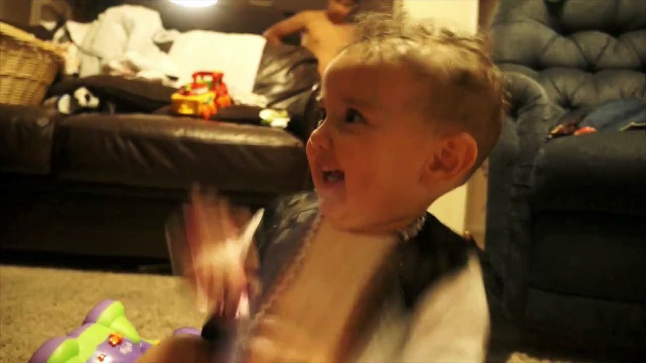 Baby Loves Noisy Candy