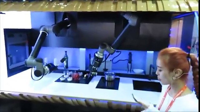 Robot đầu bếp nấu được hơn 2.000 món ăn ngon hơn con người